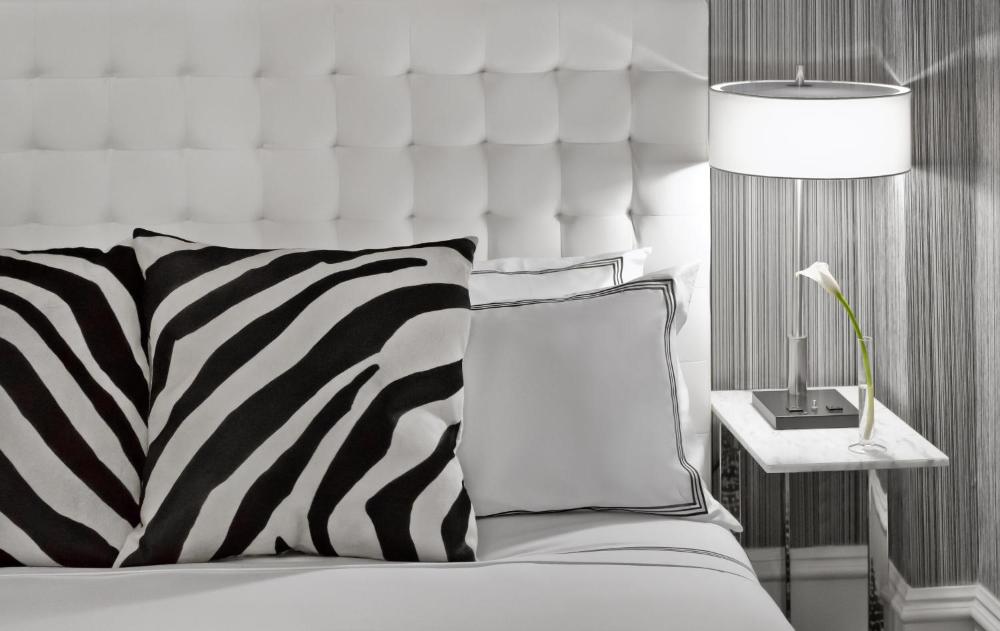 Deluxe Room interior